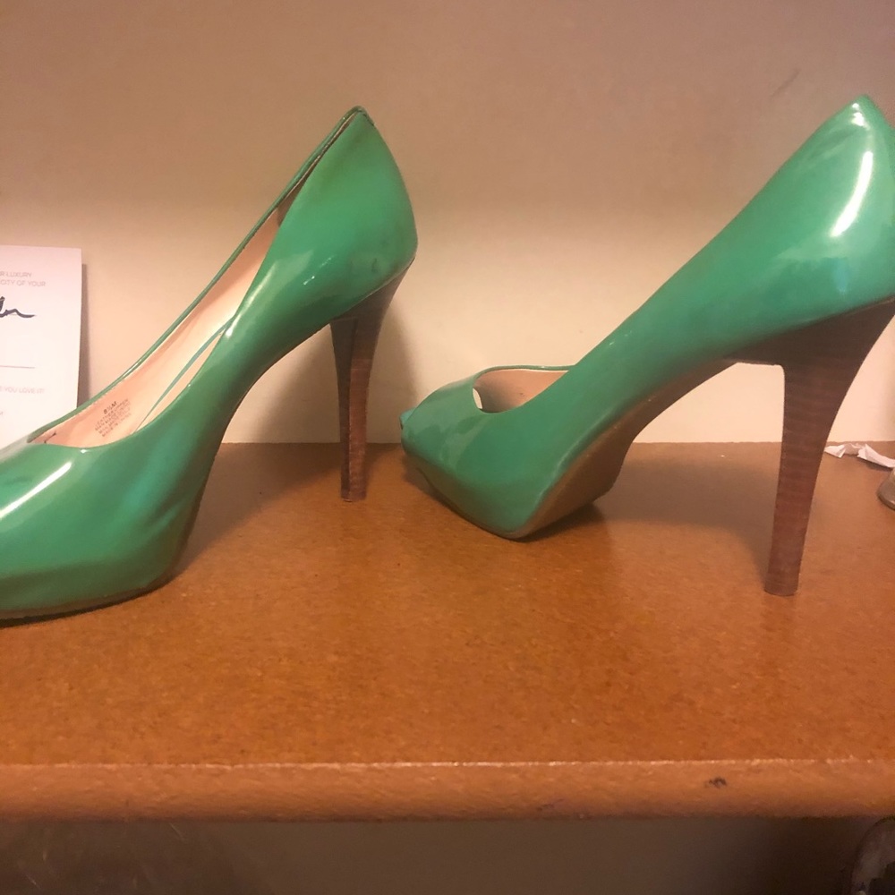 Gianni Bini Heels Green
